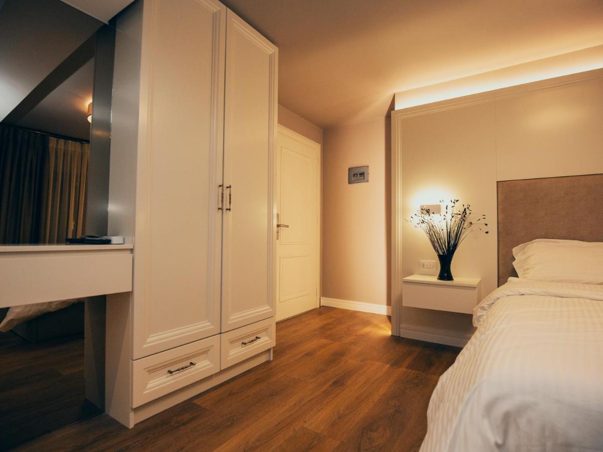 Hotel Romeo コルチャ エクステリア 写真